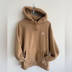 Champion kangaroo hoodie
Large